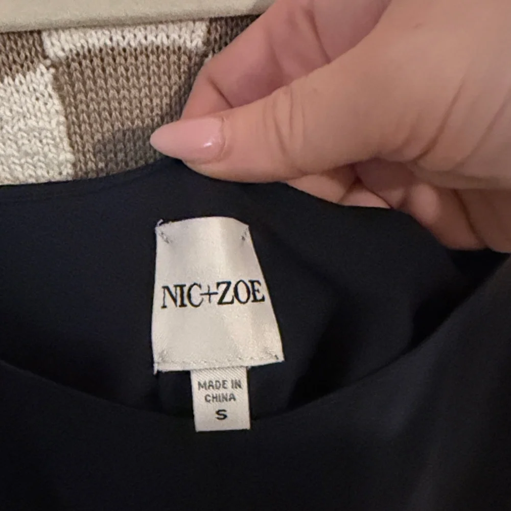 NWT NIC‎ + ZOE TANK BLOUSE SMALL DARK INDIGO